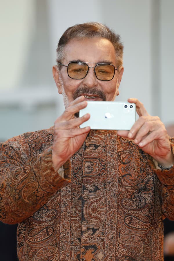 Kabir Bedi