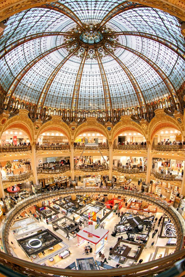 Galeries Lafayette v Paríži.