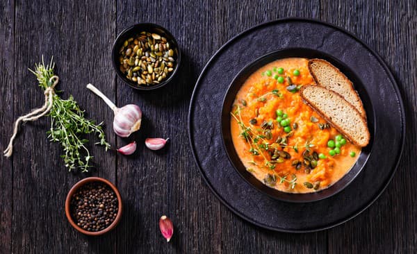 Hrachová polievka sa objavuje v kuchyniach po celom svete.