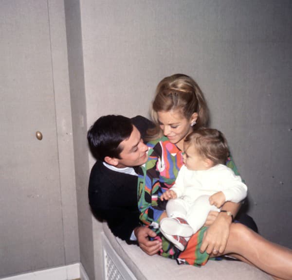 Alain Delon s manželkou Nathalie a synom Anthonym.