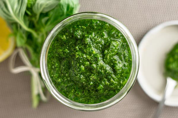 Čerstvé bazalkové pesto