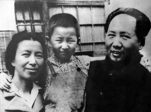 Tiang Čching s Maom a ich dcérou Li Nou