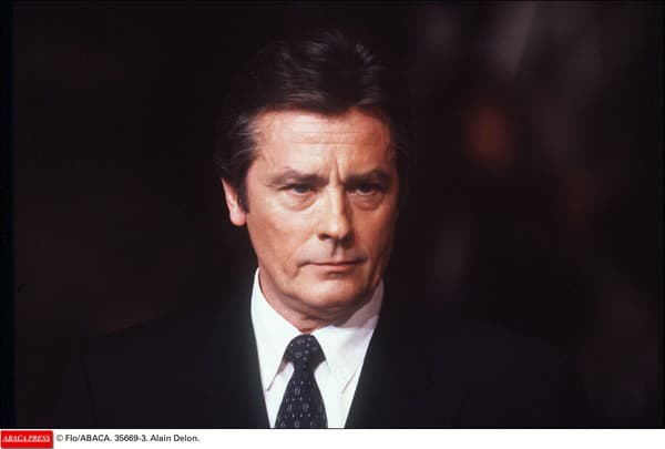  Alain Delon 