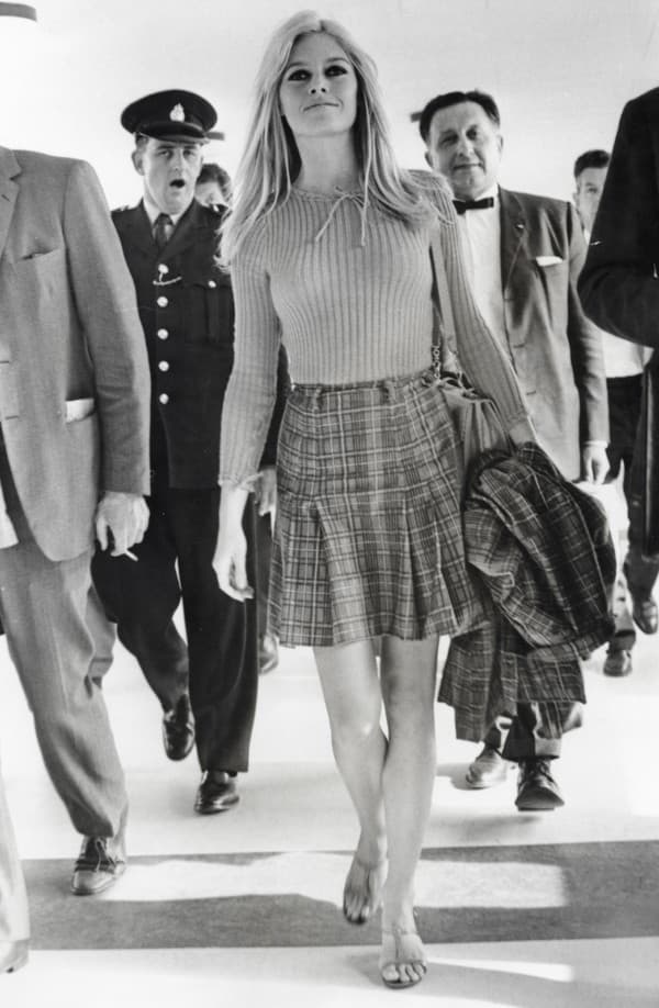 Vlasy legendárnej Brigitte Bardot sú opäť trendy! 