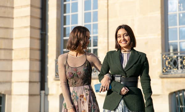 Camila Coelho a Karen Wazen Bakhazi (ilustračná fotografia)