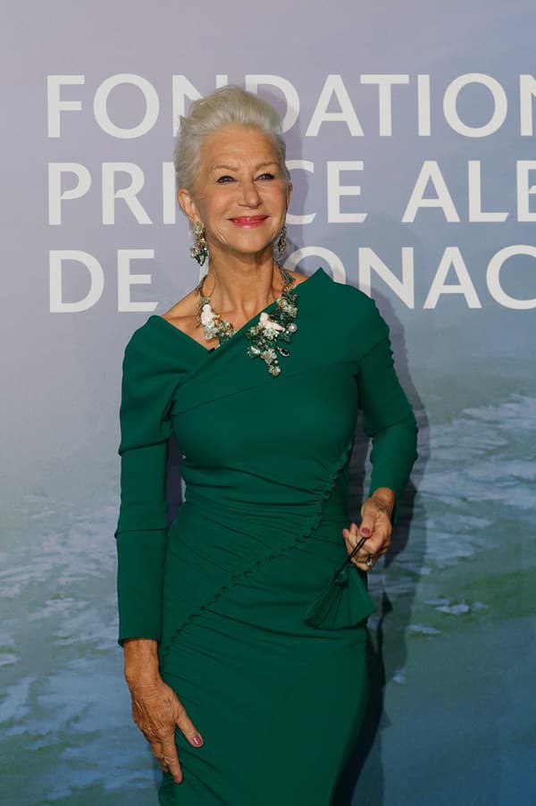  Helen Mirren