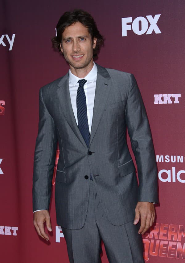 Brad Falchuk   