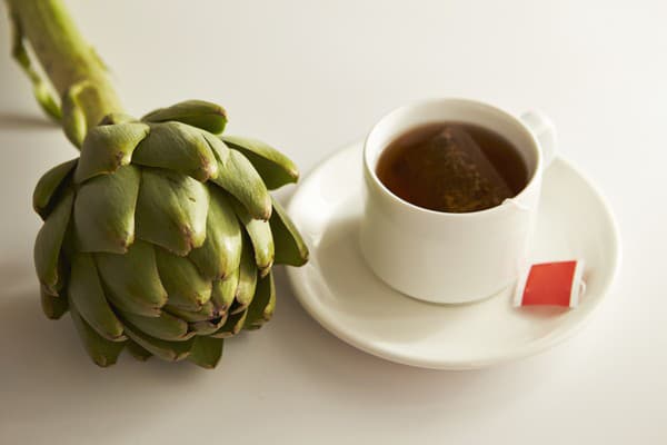 Artičokový čaj sa pije pred jedlom v dávke 2-3 šálky denne.