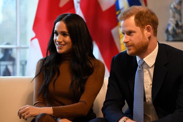 Manželstvo Harryho a Meghan neustále rozdeľuje spoločnosť. 