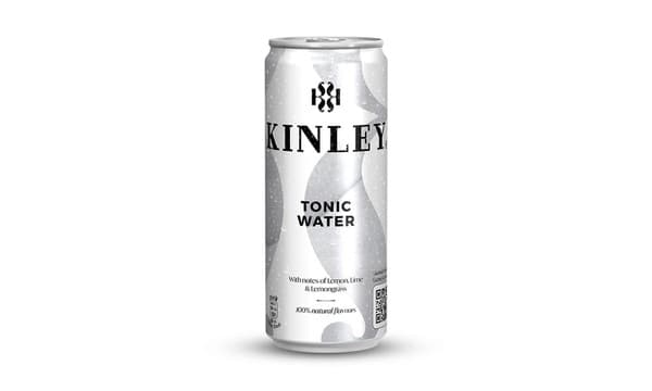 Kinley Tonic Water je stredne intenzívna klasika s citrusovými tónmi.
