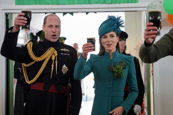 William a Kate na seba v budúcnosti preberú obrovskú zodpovednosť. 