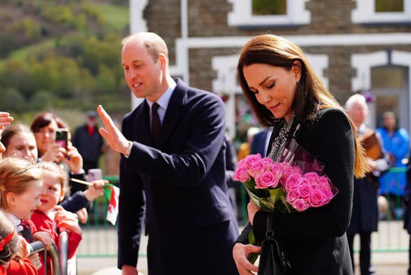 William a Kate na seba v budúcnosti preberú obrovskú zodpovednosť. 