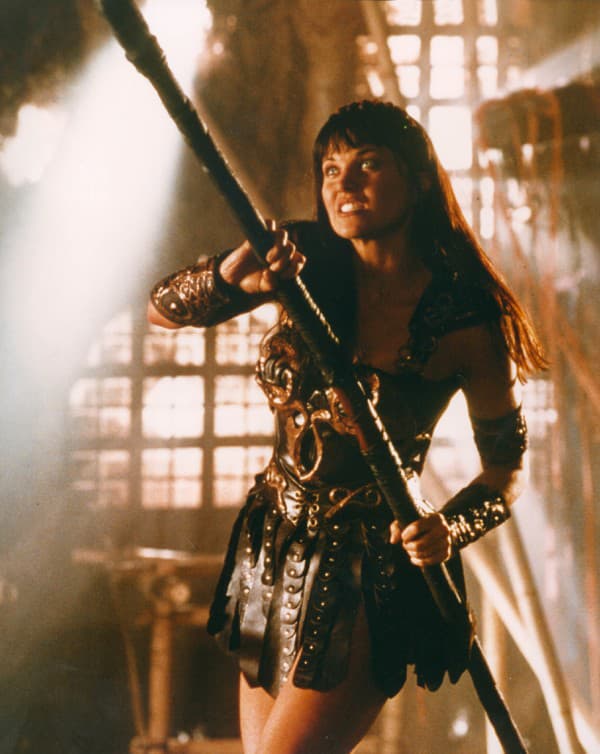 Lucy Lawless 