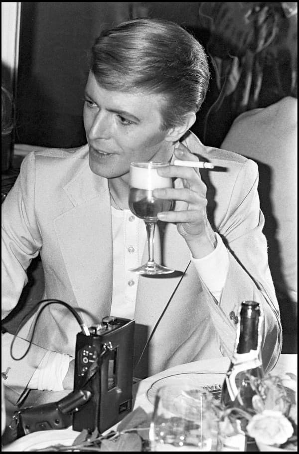 David Bowie je pýchou Angličanov aj dávno po svojej smrti.