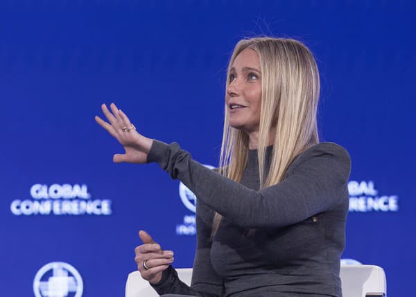 Gwyneth Paltrow to na vlasový objem nikdy nehrala. 